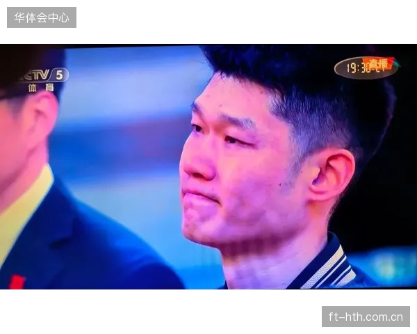 胡金秋内线强攻撕裂上海防守，广厦凭借篮板优势扳回一城。